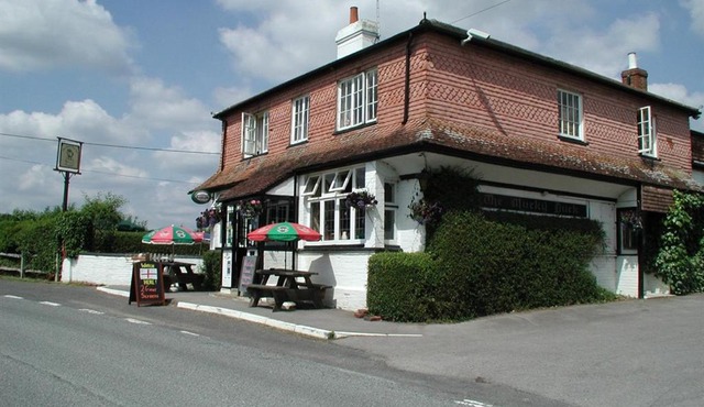 Mucky Duck Inn