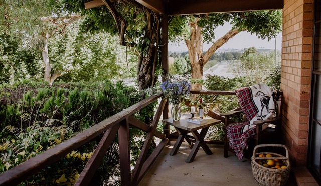 Mudgee-the Racetrack House-is Adjacent to the Racetrack, Hear the Thud of Hooves