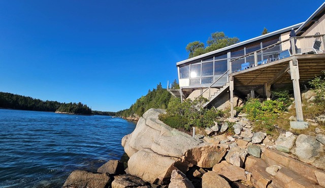 Muir Boat House - Rustic, Fun Seaview "BoatHouse"