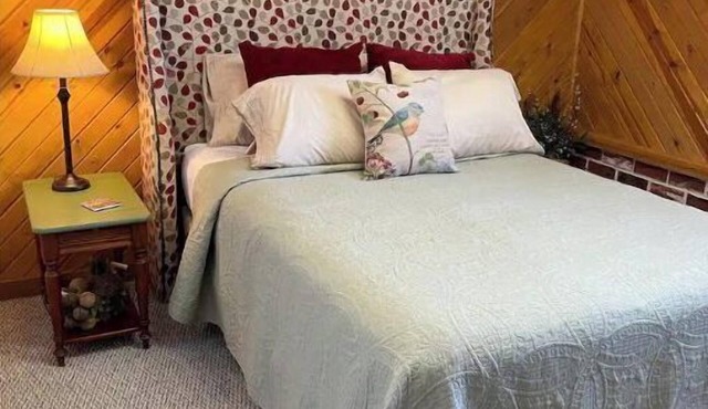 Mulholland Garden Apartment