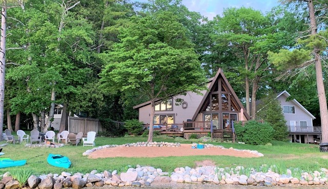Mullett Lake Home - Family Friendly Up North Lake House!