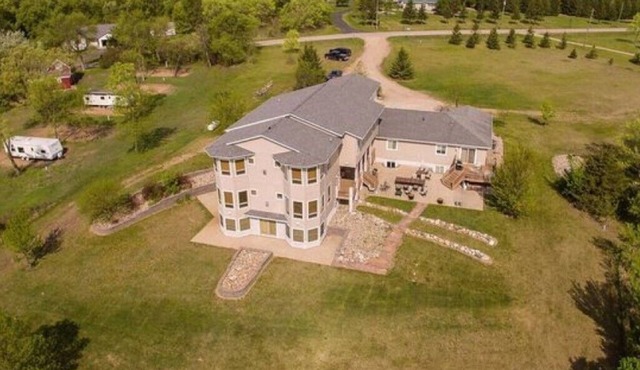 Multi-Family! 150 yds to Sandy Swim Beach! 4 Master Suites. Sleep up to 27!