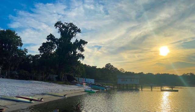 Multi-family getaway on private clear water lake!