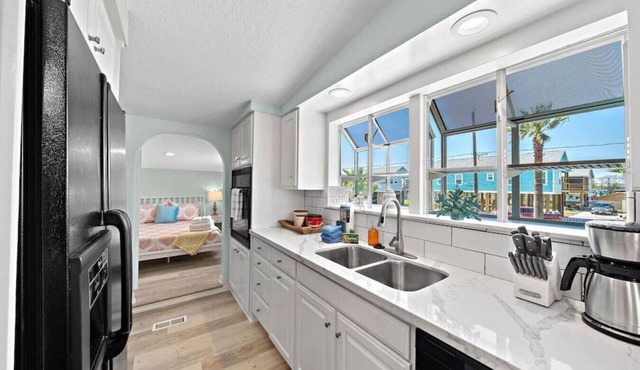 Multi-family Property with Private Pool, Large Yard and Steps From the Bay