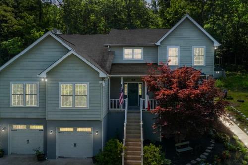 Multi-gen Family Mountain House