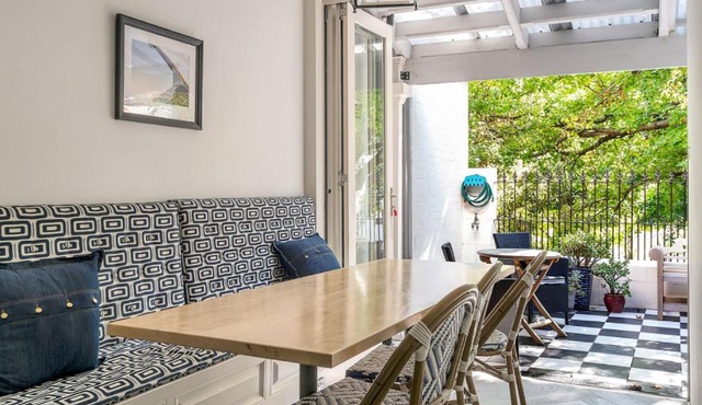 MULTI LEVEL SURRY HILLS HOME, 4 Bedrooms