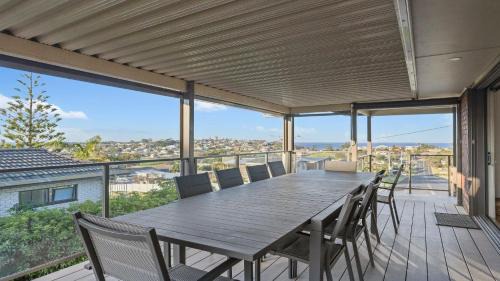 Mumbulla House 22A Mumbulla Street- Large home with linen