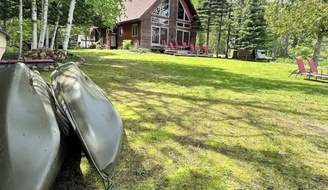 Munro Lake Inn/25-minutes from the Mighty Mac! Pet Friendly !
