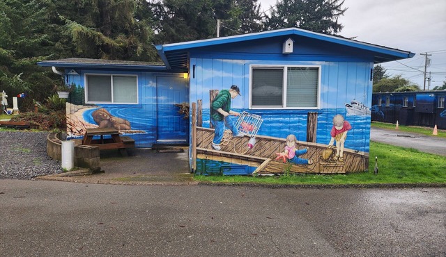 Mural Cabin on the Coast