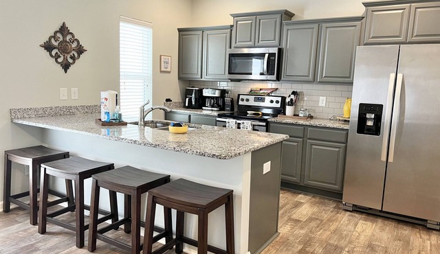 Murfreesboro townhome, convenient to I-24, 30 minutes to Nashville