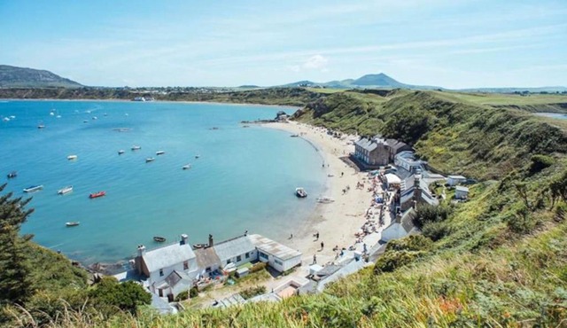 Muriau Gwyn, Edern, Morfa Nefyn