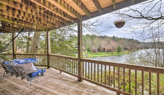 Murphy Cabin with Fire Pit, River and Mountain Views!