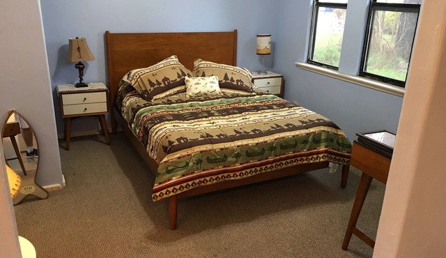 Murphys Wine Cottages: Fishing Cabin Sleeps 3, Economy Priced