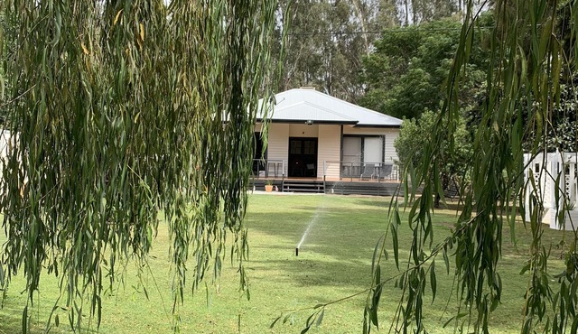 Murray River View Retreat - a quiet oasis away