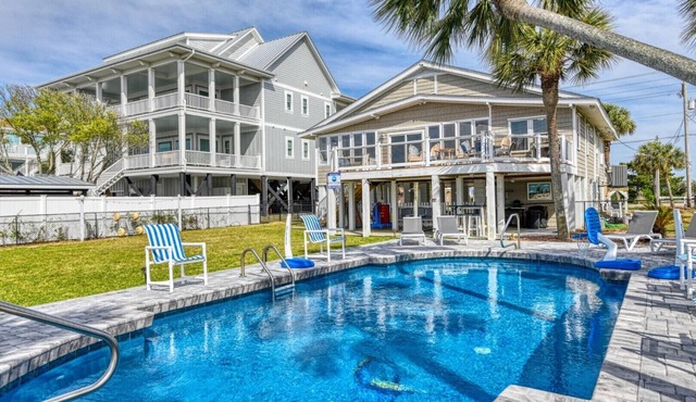 Murray's Inlet Shack - Four Bedroom, Three 1/5 Bath with huge private pool