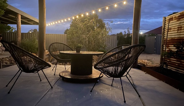 Murray Street Retreat