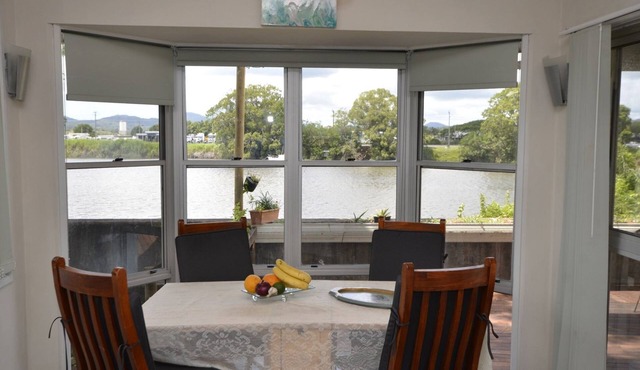 Murwillumbah Riverfront Home Gallery - Pet Friendly - walk to town