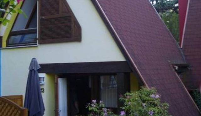 Muscat Cottage with terrace and parking