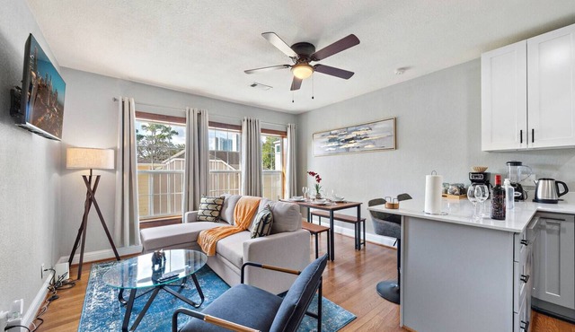 Museums Med Center Flat | Games WiFi Fire Pit BBQ