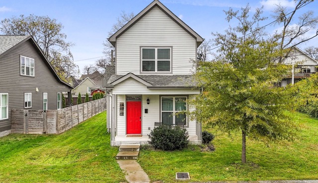 Music City Modern Stay, Entire 3 bed/2 bath home to yourself!