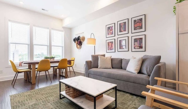 Music City Sweetheart - Rooftop Oasis