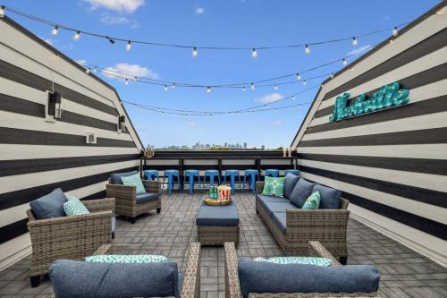 Music CityView-BRAND NEW!