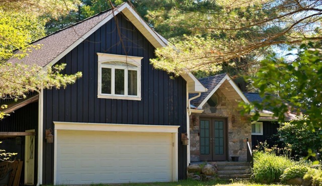 Muskoka Autumn Escape Campfire, Games, Netflix