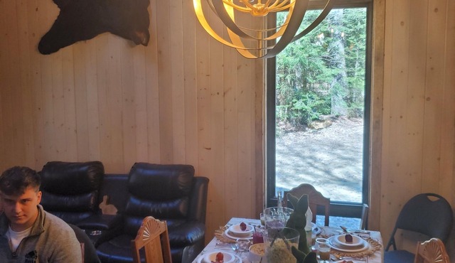 Muskoka Cabin, Vacation home rental, Muskoka cottage, Bear Den Muskoka, cottage