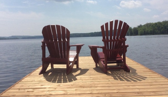 Muskoka Chalet-Beach & Ski Hill