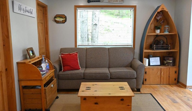 Muskoka Manor STR-2025-168