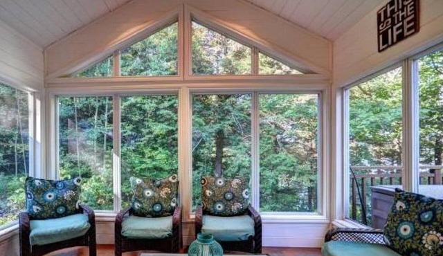 Muskoka Viceroy Lake Front Home