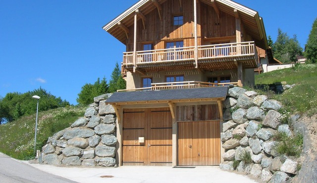 MUST: Chalet1610 sq.ft, 180°panorama, sauna&hammam, family&friends, ski AlpeHuez