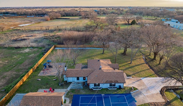 Mustang Memories-Stylish Home for Stays & Events