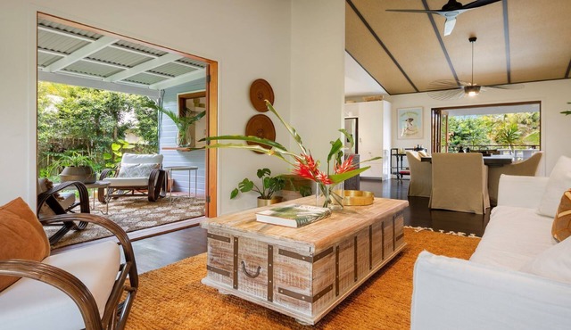 Mustique - 3 BR Caribbean-inspired village retreat