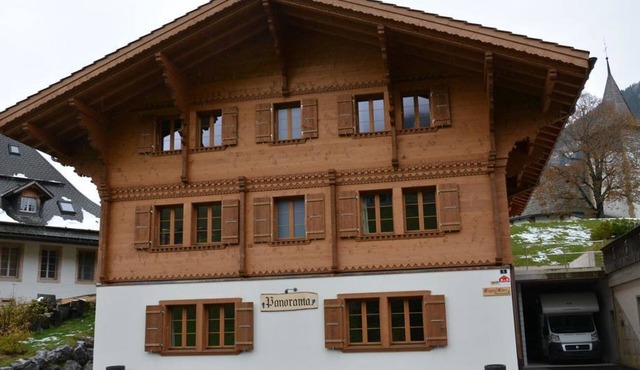 Mutthorn by Interhome