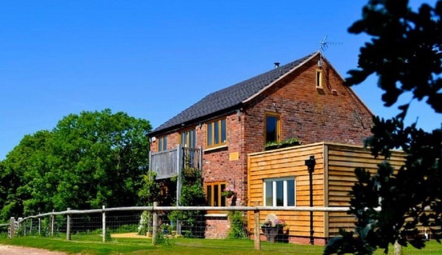 Mutton Barn - The Best rural holiday property in Warwickshire - 10 Guest Unit