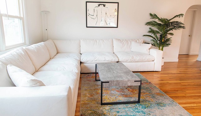 Muwu in Killington Area with Jacuzzi