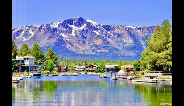 MV22 30 night minimum Alpine South Lake Tahoe Home with Tahoe Keys Amenities!
