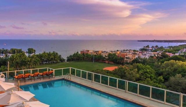 MVR - Stop Searching—This Grove Stay Has It All