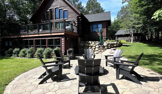 MW Chain Retreat! EXTRA Outdoor Space!