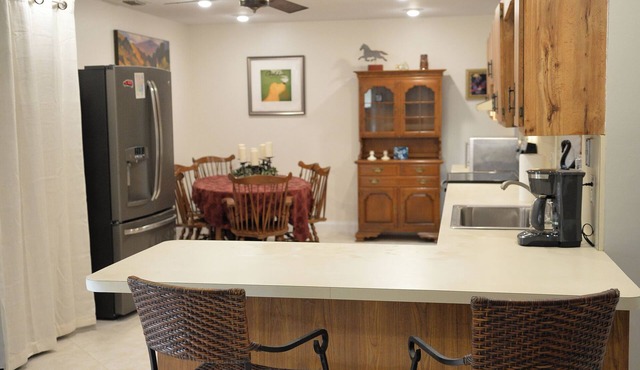 My Happy Place: Spacious 4-bedroom house with AC in Loxahatchee Groves