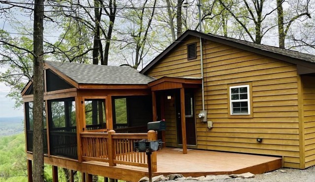 My Lakeview | 2 Bed, 1 Bath