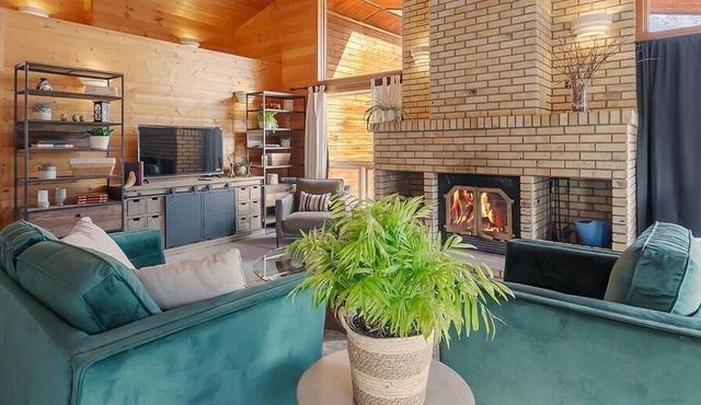 My Lovely Lakeview Cottage. Family Friendly With Access To The Lake.