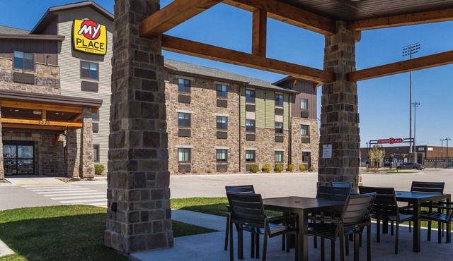 My Place Hotel - Green Bay