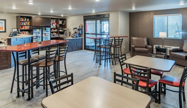 My Place Hotel-Wenatchee WA