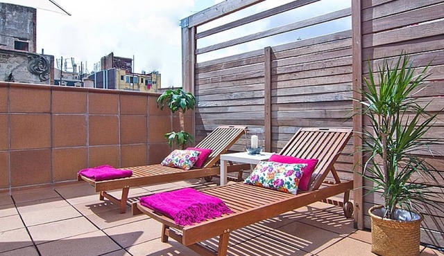 My Space Barcelona 6 apartments in the center of Barcelona with pool and terrace