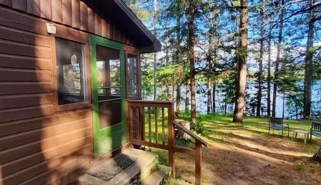 MY-T-Pine Acres Lake Cottage