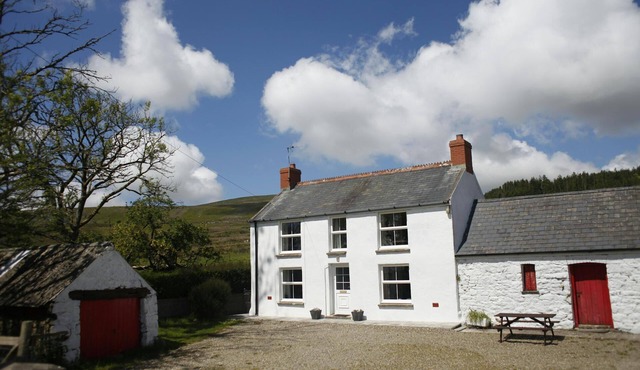 Mynydd Crwn Bach, Clynderwen