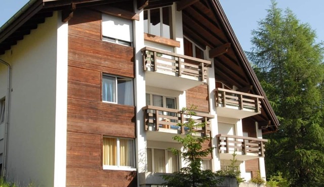 Myrrena 6-Bett-Wohnung by Interhome