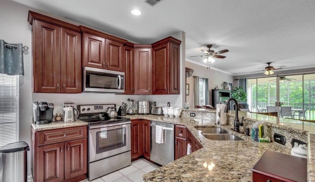 Myrtle Beach Legends Golf Condo, on course! 3BR/2BA, pool, hot tub, and tennis.